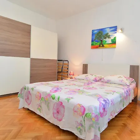 Fuer 5 Personen Ca 80 Qm In Liznjan, Istrien Suedkueste Von Istrien * Ližnjan